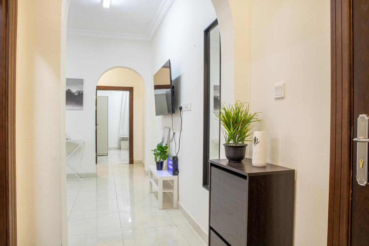 Luxurious Family 3 Bedroom Apartments 10 Mins Drive To Al-Masjid Nabawi - Nozol Noor 1 Medina Bagian luar foto